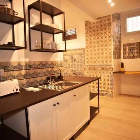 My Fair - Bairro Alto Fine * Lisbona